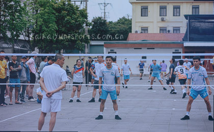 枪响前十秒读秒 战术板已落子